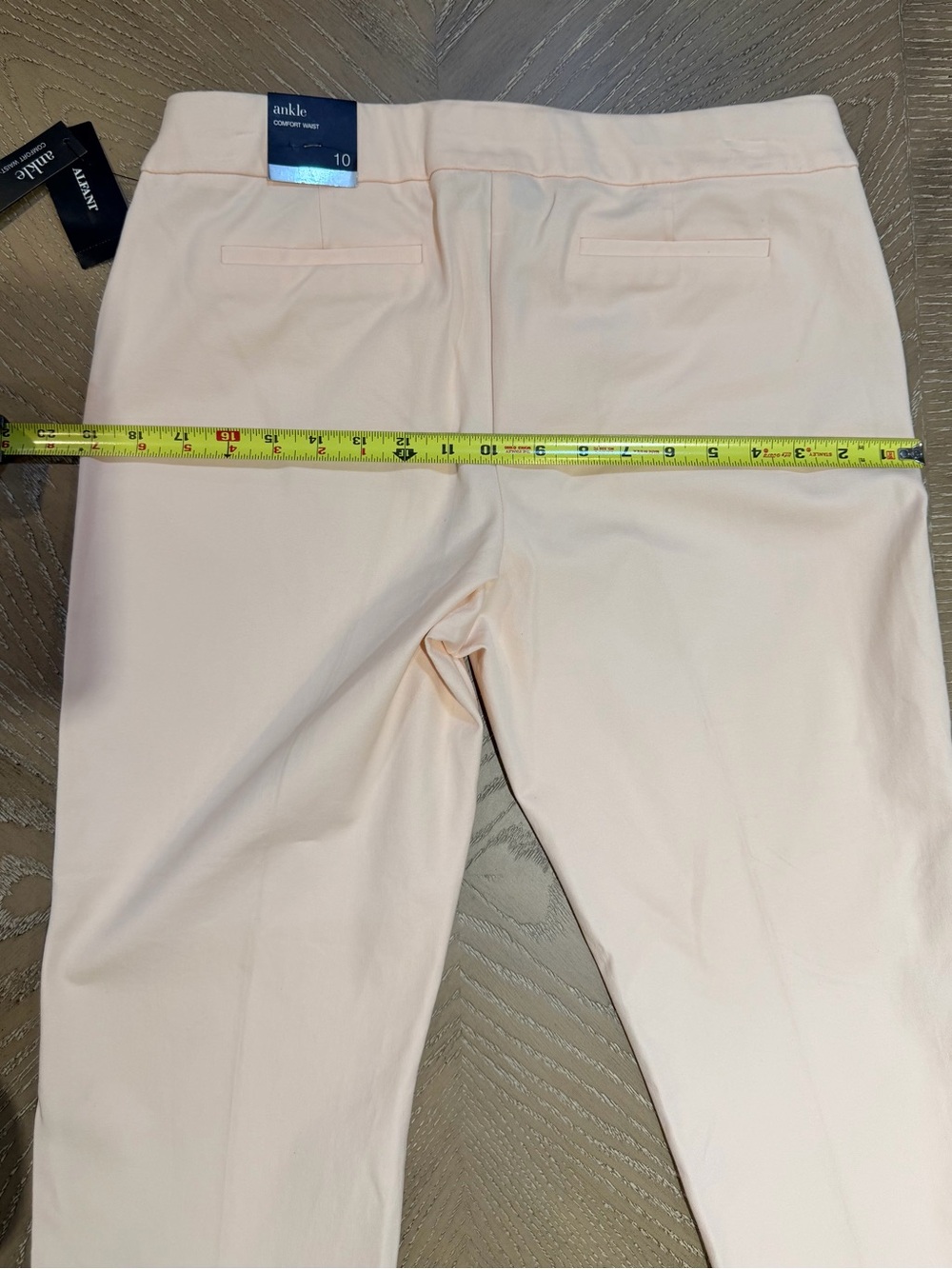 Alfani Cream Pull-On Ponte Cropped Pants - Picture 5 of 11